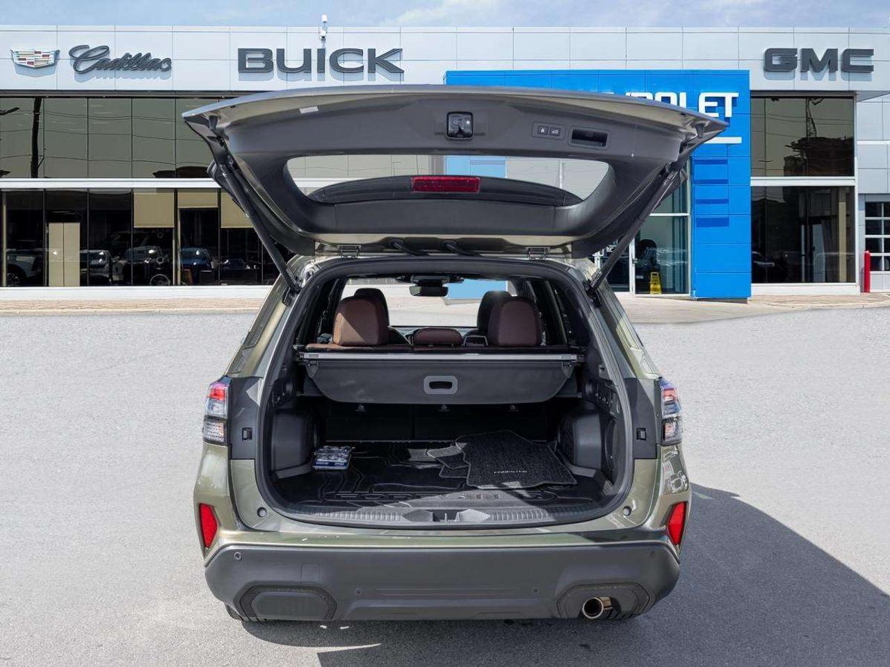 2025 Subaru Forester Premier AWD Photo