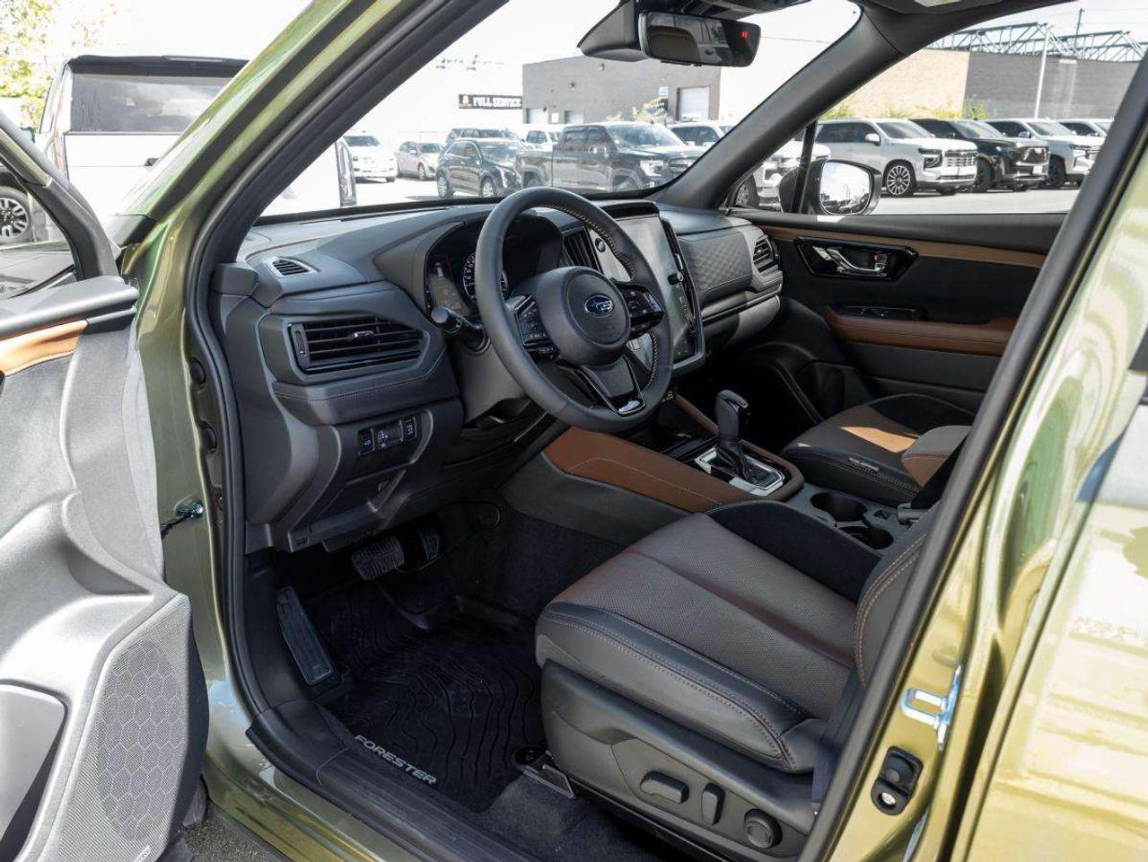 2025 Subaru Forester Premier AWD Photo