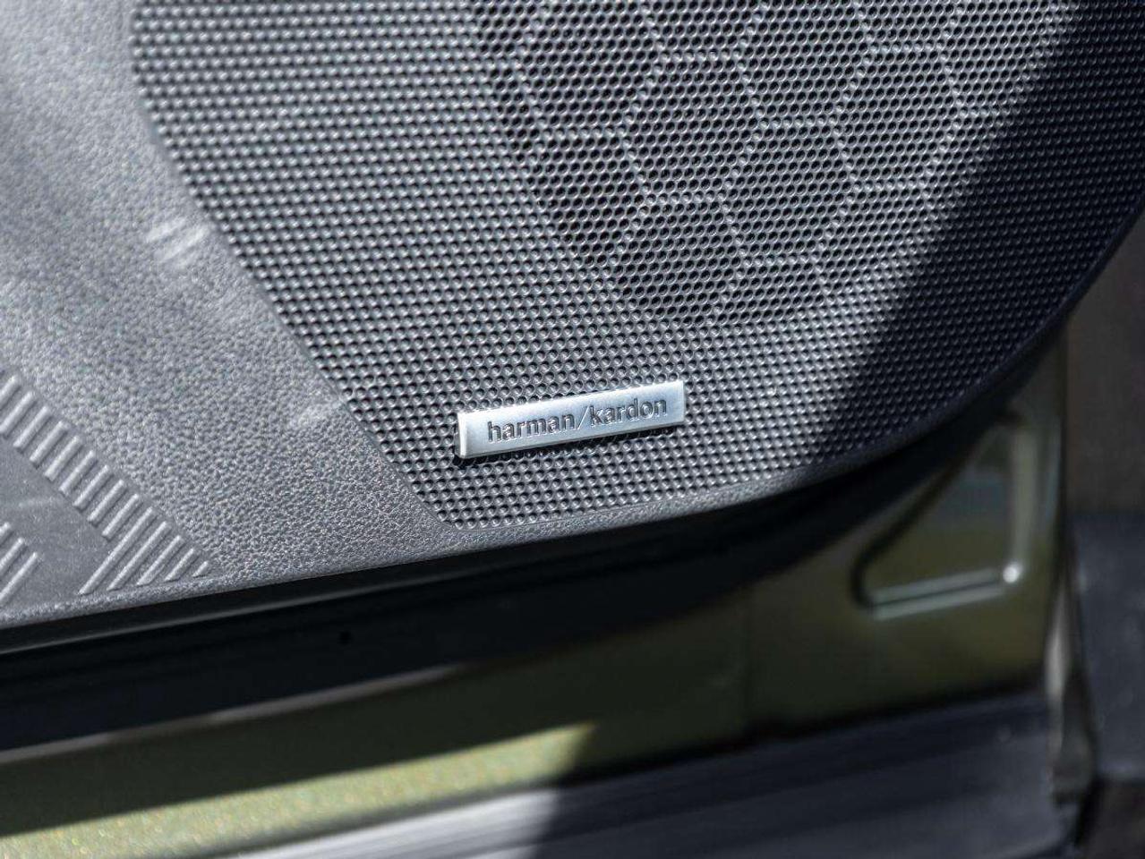 2025 Subaru Forester Premier AWD Photo