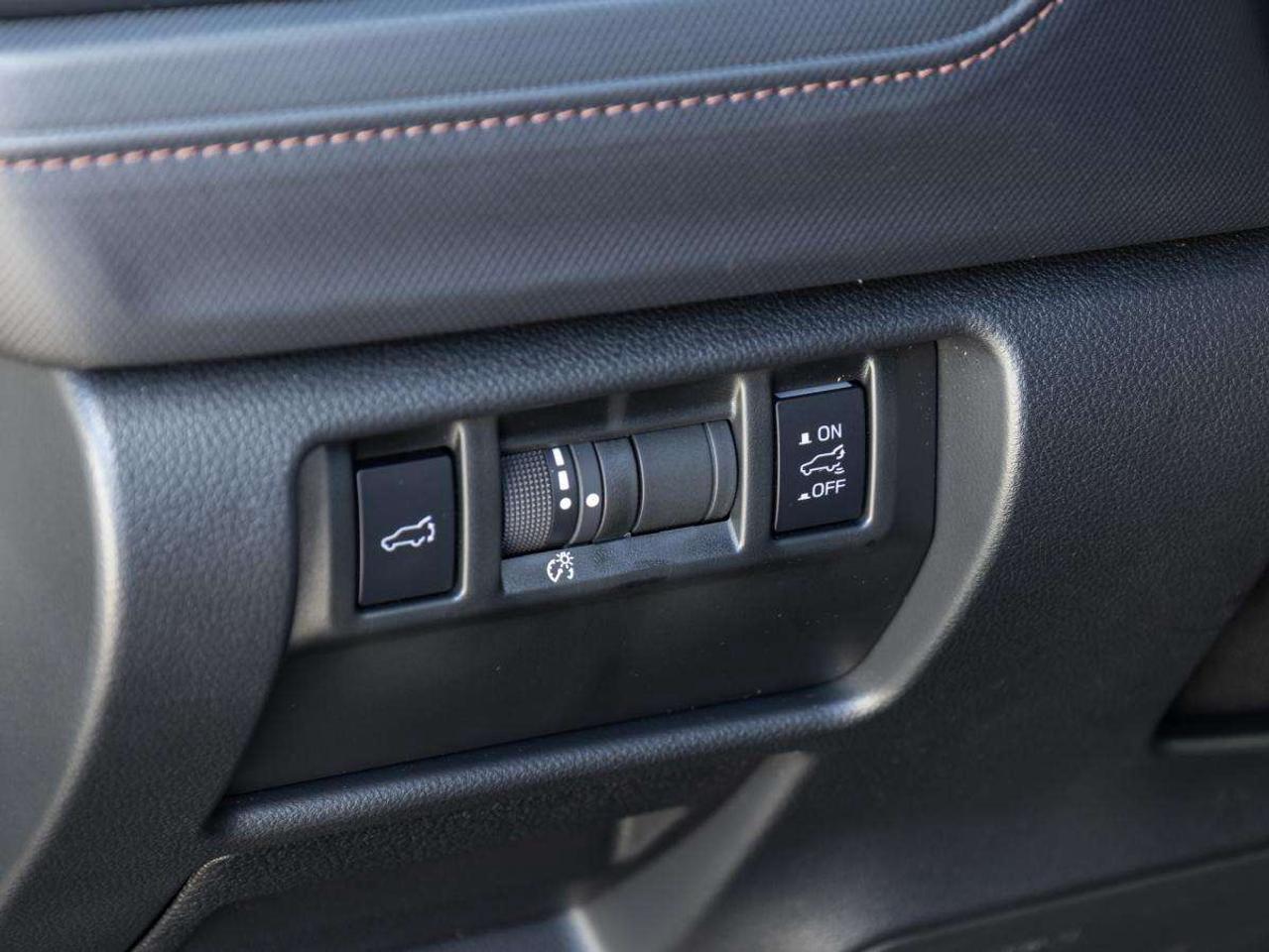 2025 Subaru Forester Premier AWD Photo