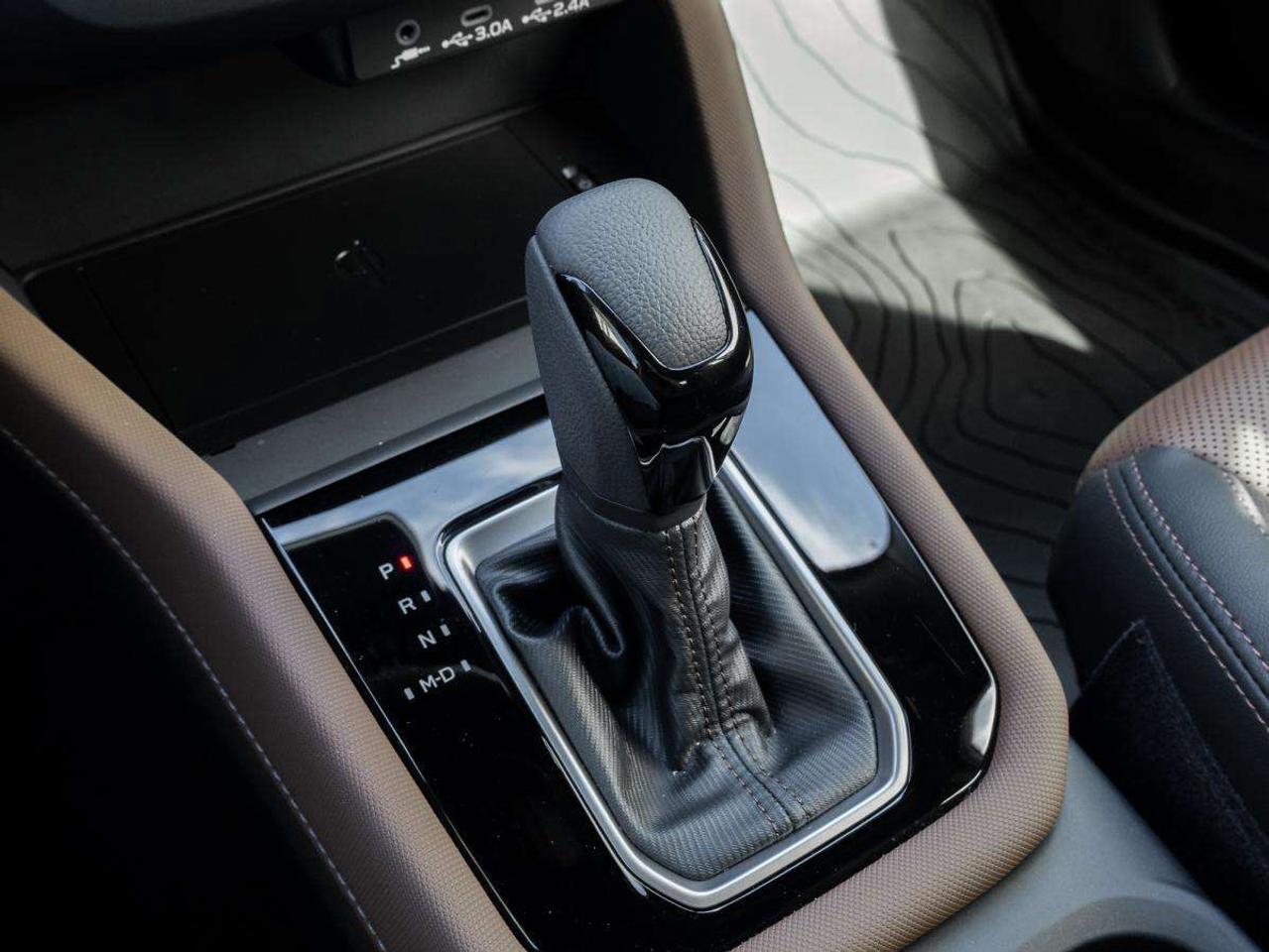 2025 Subaru Forester Premier AWD Photo