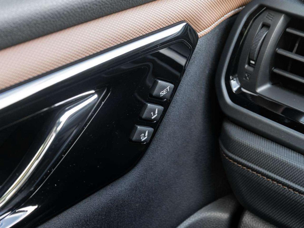 2025 Subaru Forester Premier AWD Photo