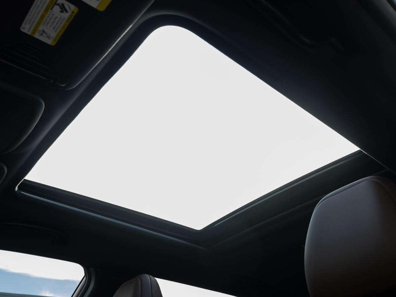 2025 Subaru Forester Premier AWD Photo