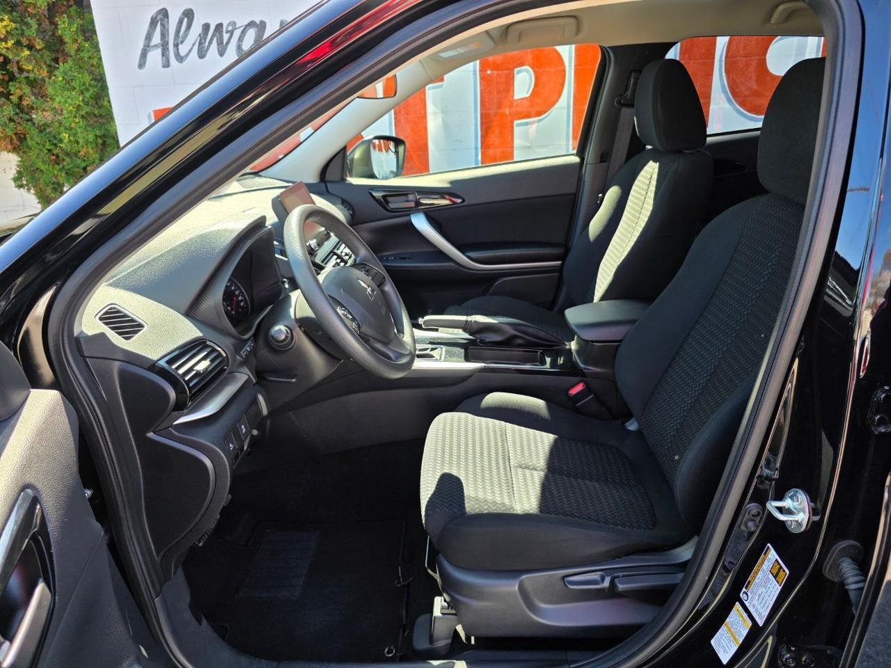 2024 Mitsubishi Eclipse Cross ES 4dr S-AWC Photo