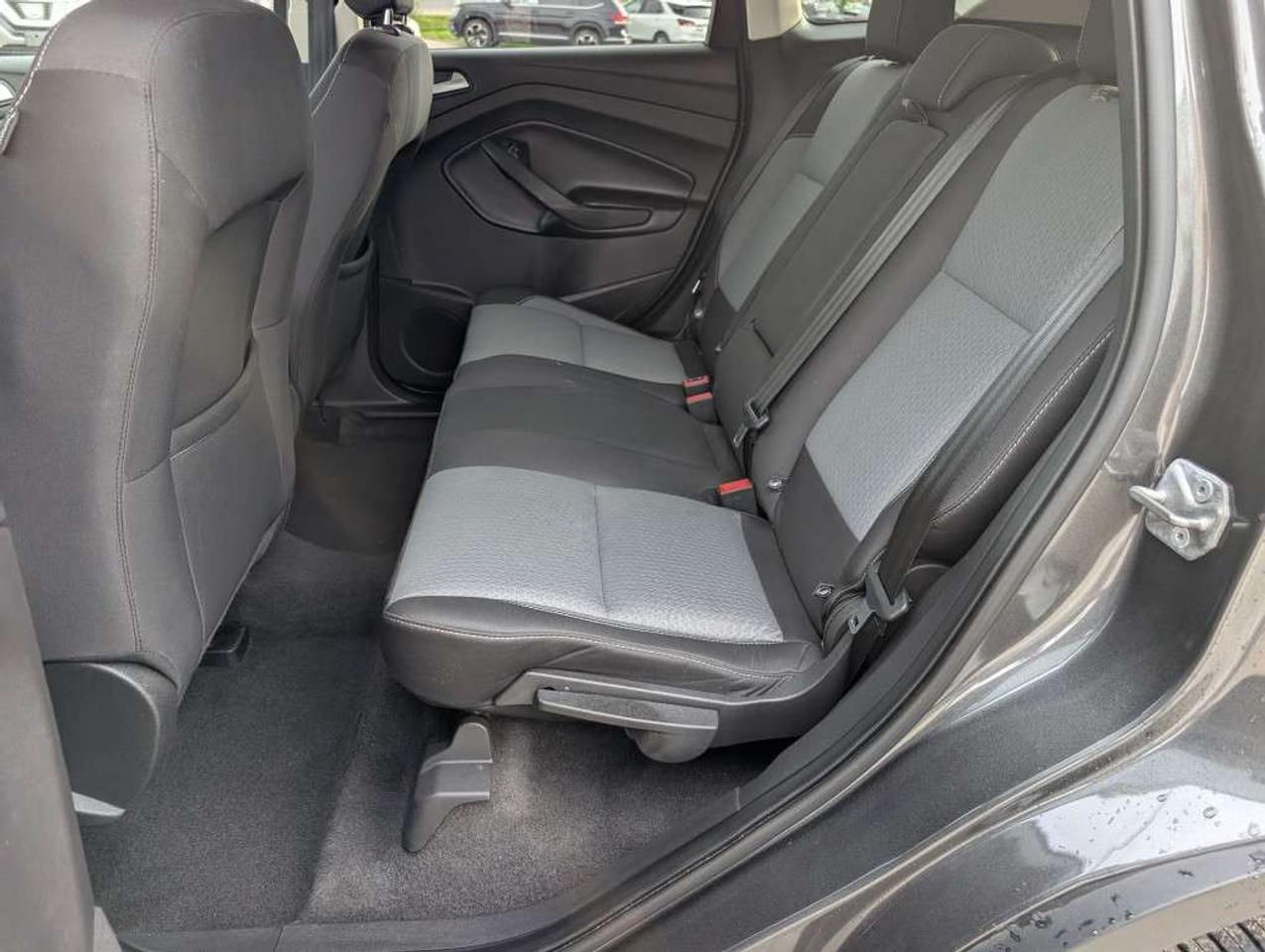 2019 Ford Escape SE 4WD   CAMERA   HTD SEATS   BLUETOOTH Photo