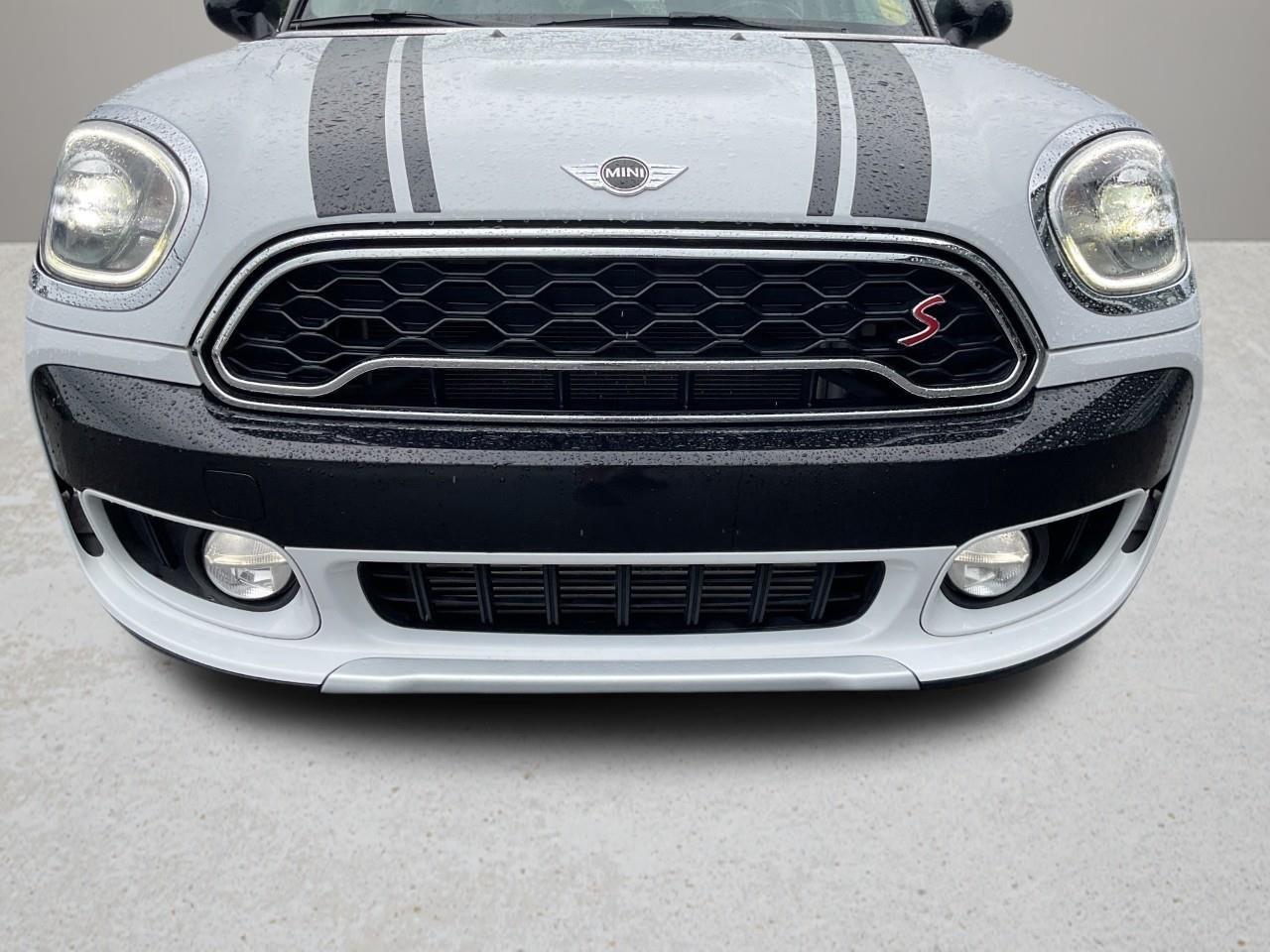 2018 MINI Countryman Cooper S 4dr All-Wheel Drive ALL4 Sport Utility Photo3