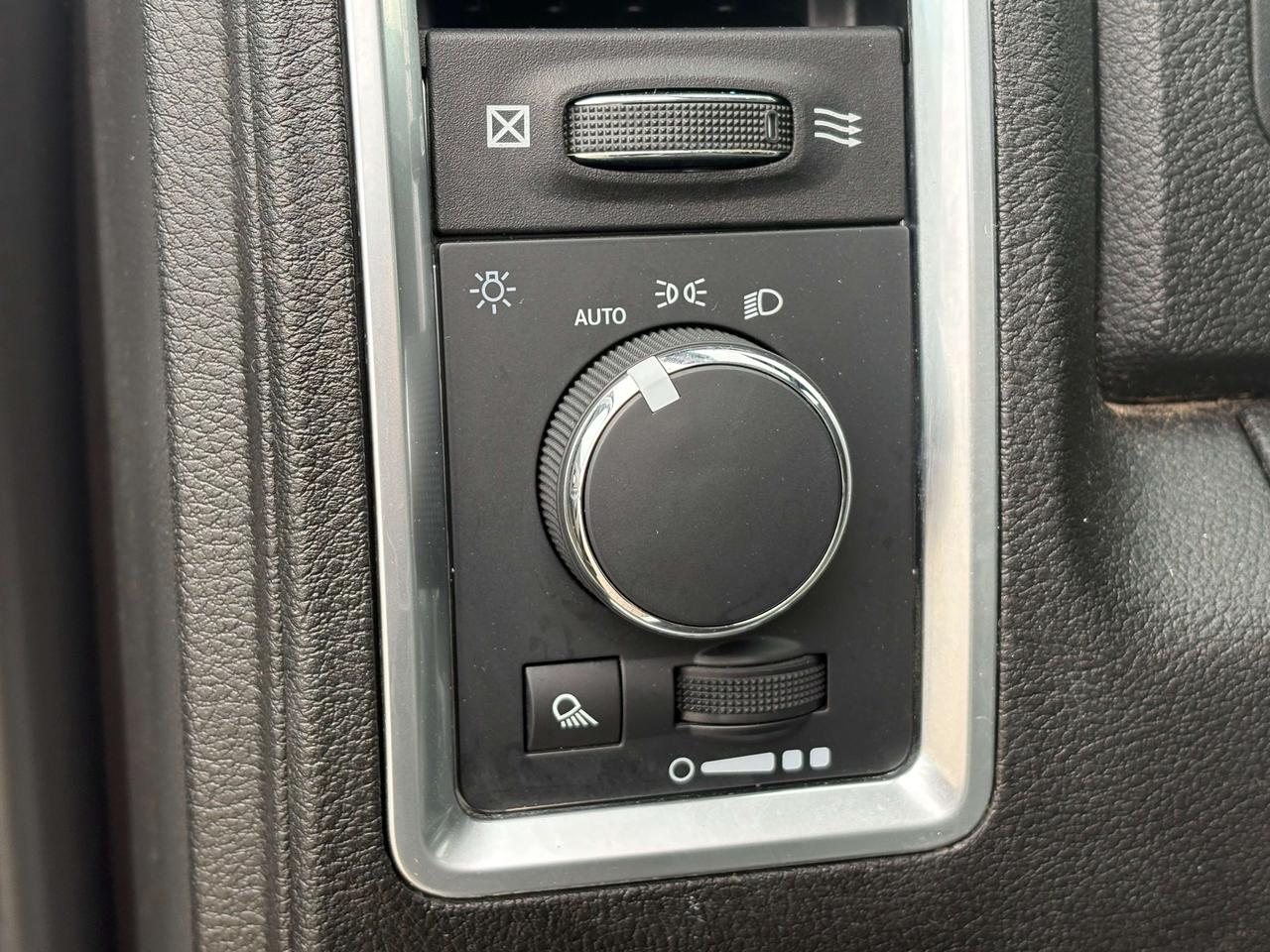 2022 RAM 1500 SLT 4x2 Reg Cab 8' Box   3.6L V6 Photo