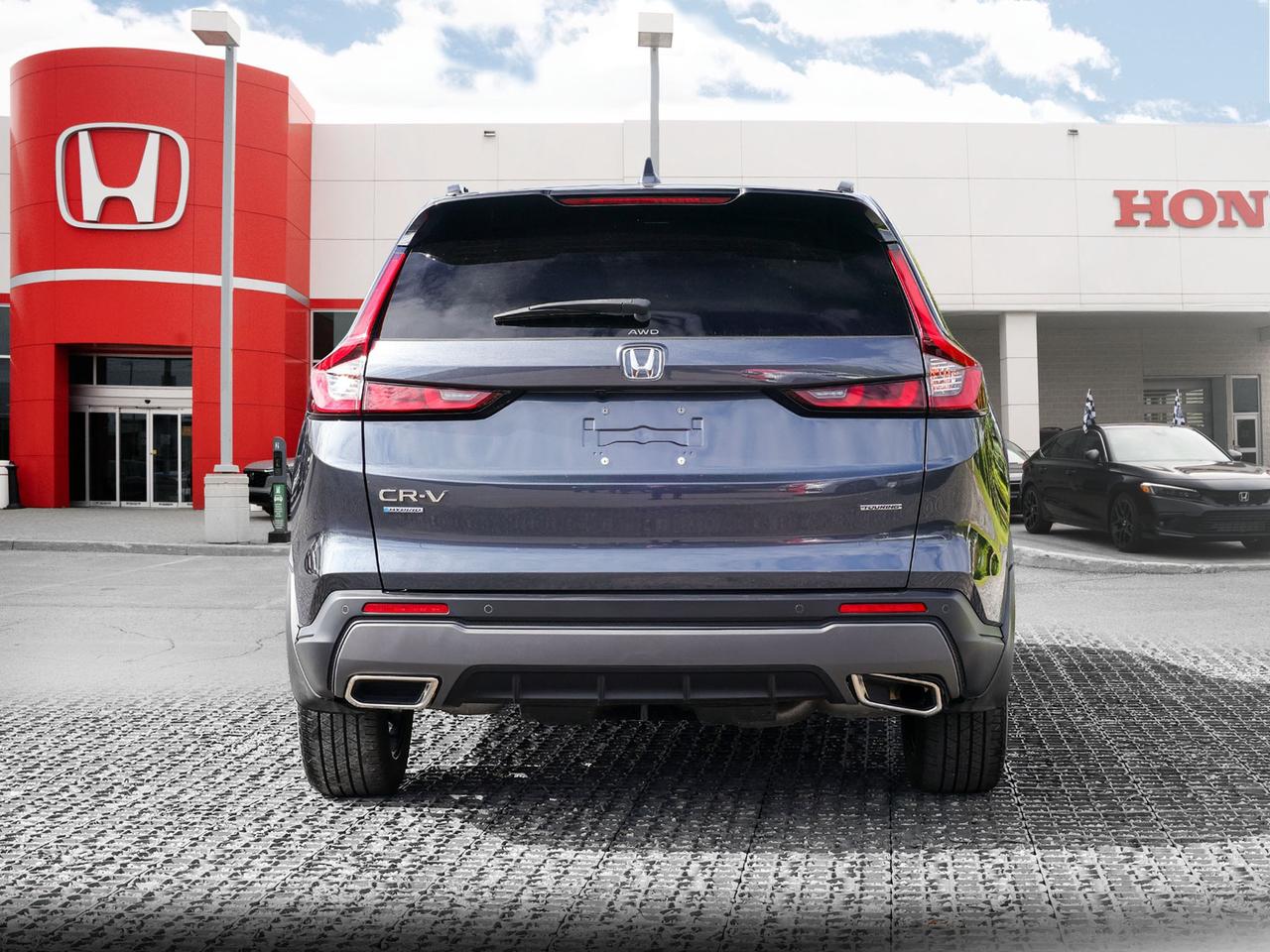 2024 Honda CR-V Hybrid Touring 4dr All-Wheel Drive Photo2