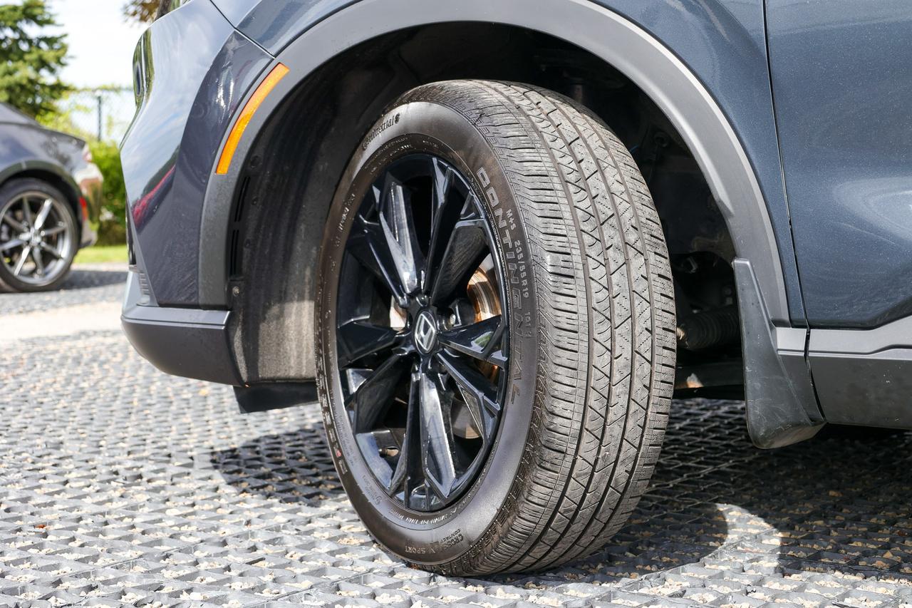 2024 Honda CR-V Hybrid Touring 4dr All-Wheel Drive Photo
