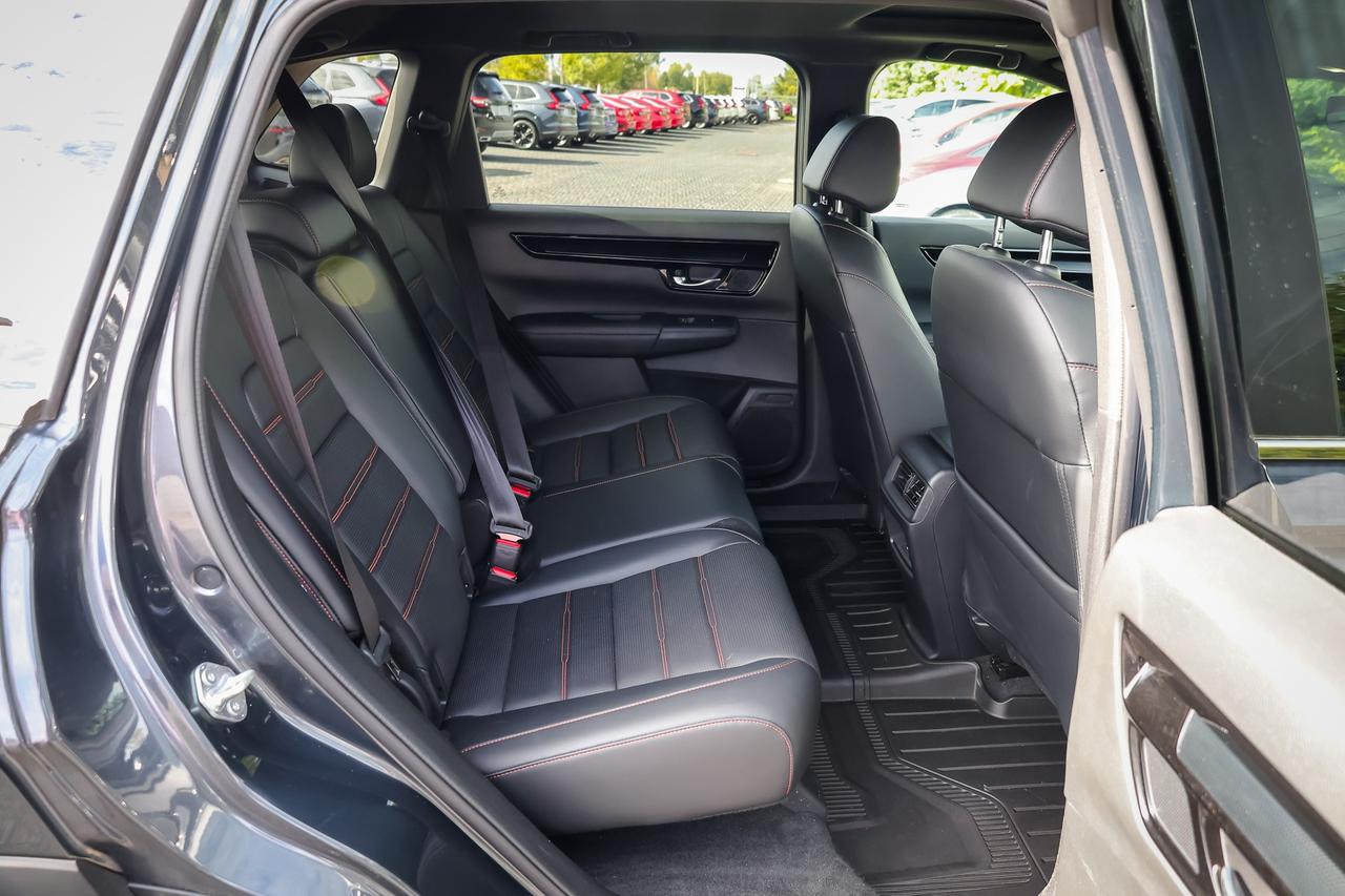 2024 Honda CR-V Hybrid Touring 4dr All-Wheel Drive Photo