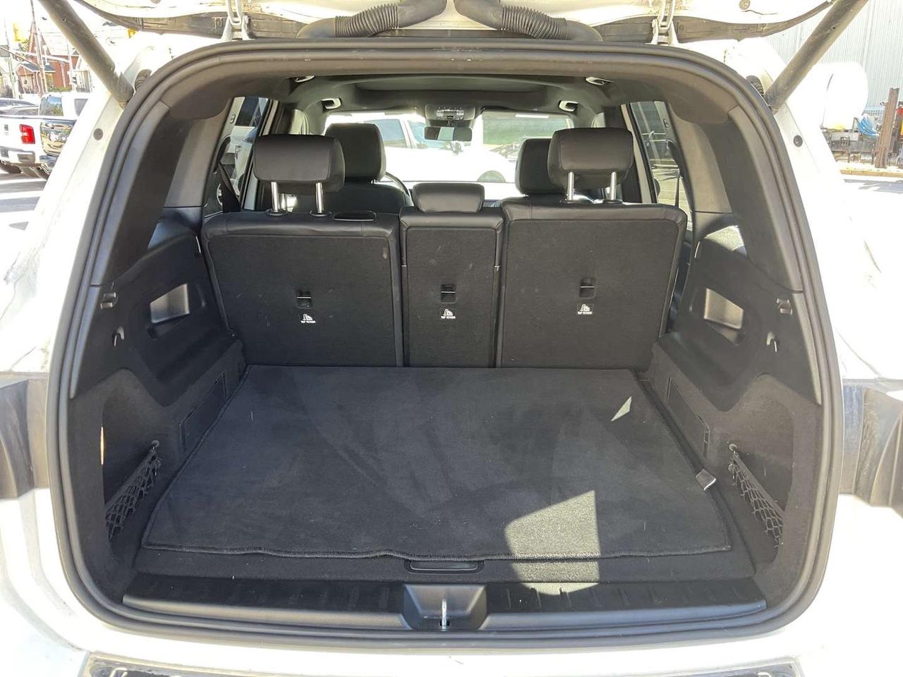 2024 Mercedes-Benz GLB GLB 250 4MATIC - EXCLUSIVE TRIM! NAV! LTHR! BSM! PANO/DUAL ROOF! Photo
