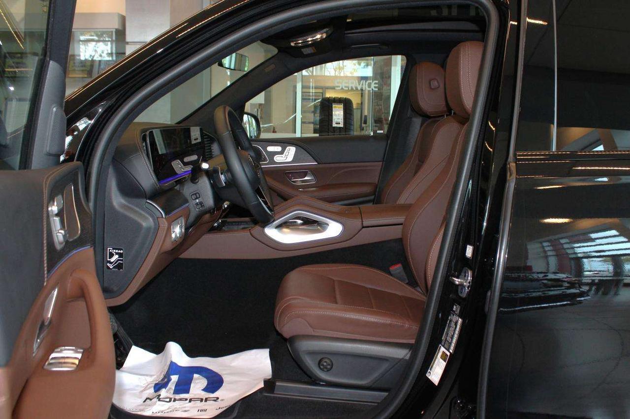 2025 Mercedes-Benz GLE Sport  Gps SiriusXM Moonroof SideSteps ReverseCame Photo