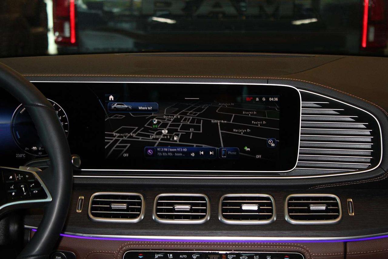 2025 Mercedes-Benz GLE Sport  Gps SiriusXM Moonroof SideSteps ReverseCame Photo