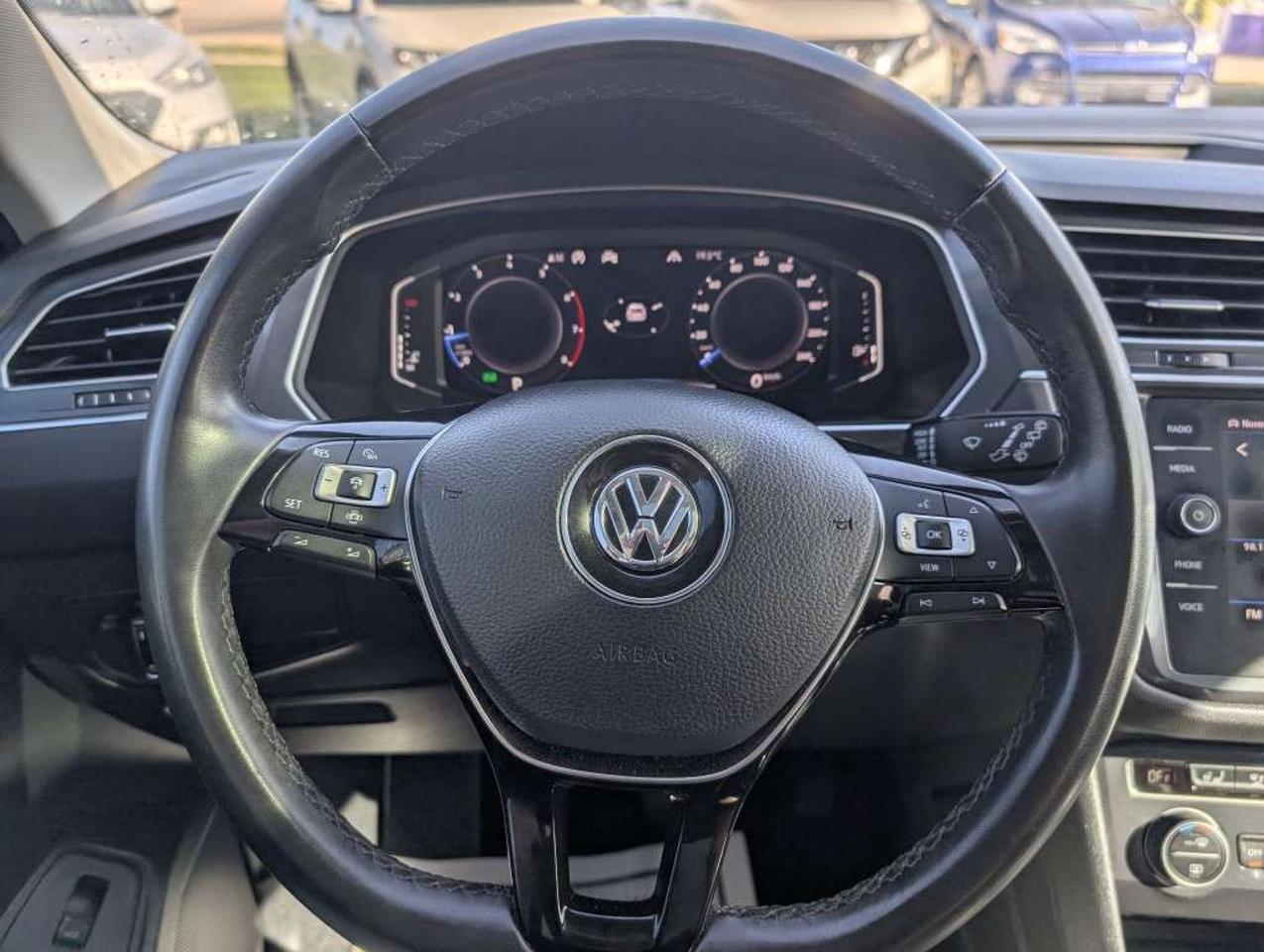2020 Volkswagen Tiguan HIGHLINE  NAV   PANO ROOF   LEATHER   CAMERA Photo