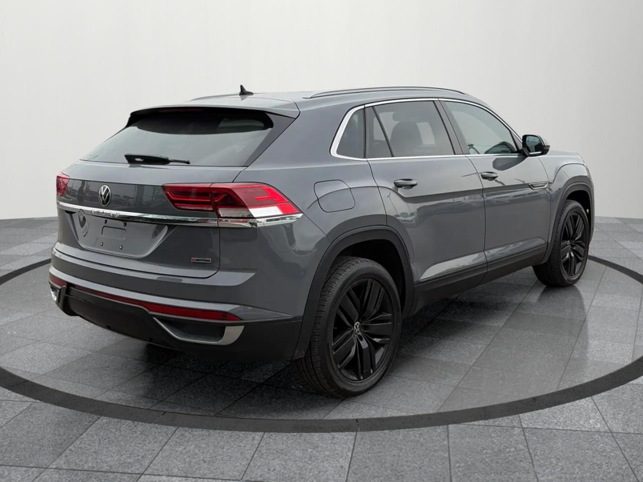 2020 Volkswagen Atlas Cross Sport 2.0 TSI Comfortline 4dr All-Wheel Drive 4MOTION Photo