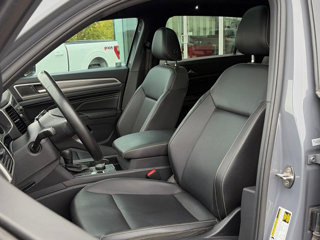 2020 Volkswagen Atlas Cross Sport 2.0 TSI Comfortline 4dr All-Wheel Drive 4MOTION Photo
