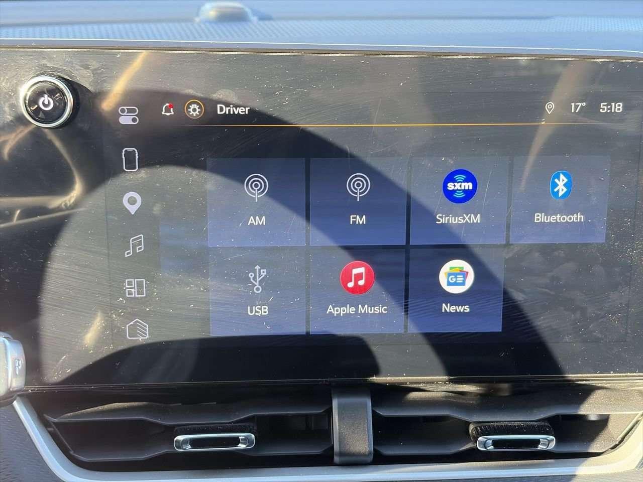 2026 Chevrolet Equinox AWD LT Remote Starter  Alloy Wheels  Evasion Assist  Apple/Android CarPlay Photo