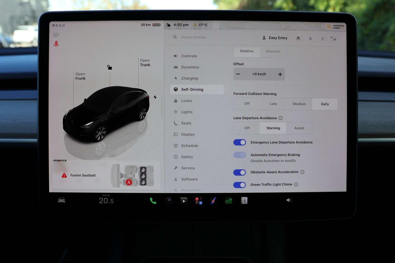 2022 Tesla Model Y LONG RANGE-DUAL MOTOR-AWD/AUTOPILOT/DRIVER ASSIST/STANDARD CONNECTIVITY/HEATED SEATS & STEERING/DASHCAM/KEYLESS/PANOROOF Photo