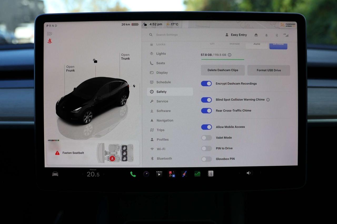 2022 Tesla Model Y LONG RANGE-DUAL MOTOR-AWD/AUTOPILOT/DRIVER ASSIST/STANDARD CONNECTIVITY/HEATED SEATS & STEERING/DASHCAM/KEYLESS/PANOROOF Photo
