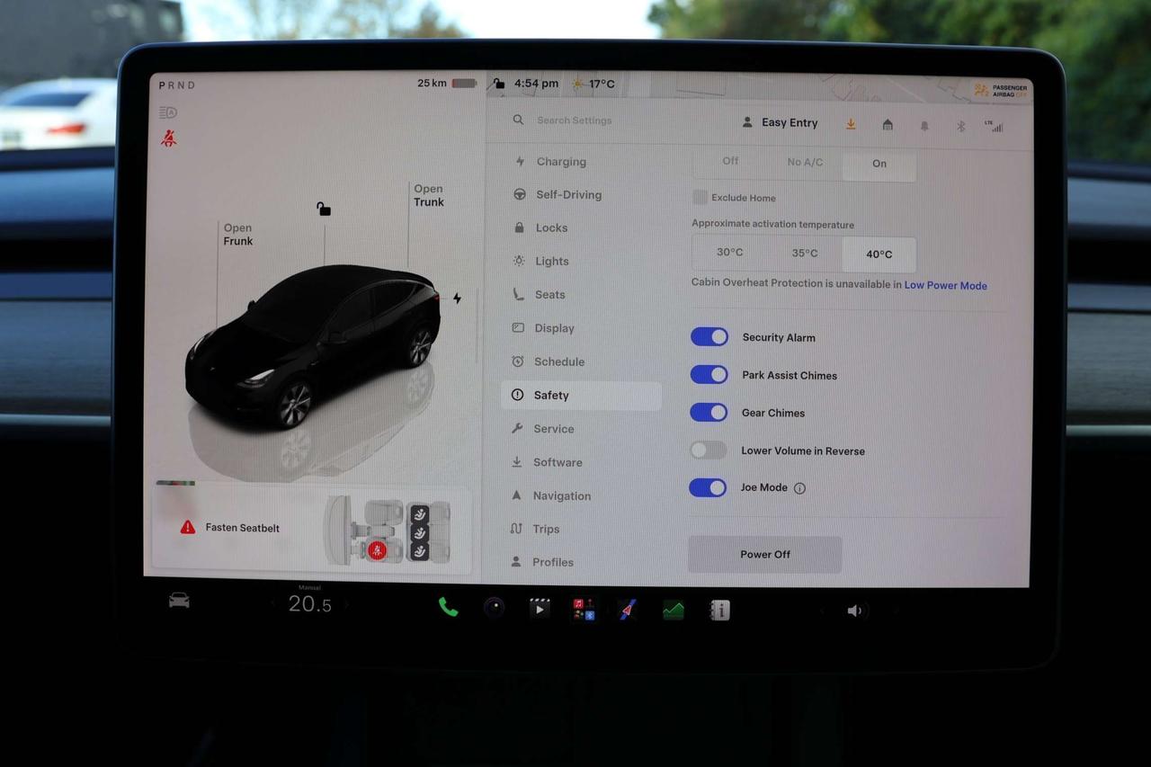 2022 Tesla Model Y LONG RANGE-DUAL MOTOR-AWD/AUTOPILOT/DRIVER ASSIST/STANDARD CONNECTIVITY/HEATED SEATS & STEERING/DASHCAM/KEYLESS/PANOROOF Photo