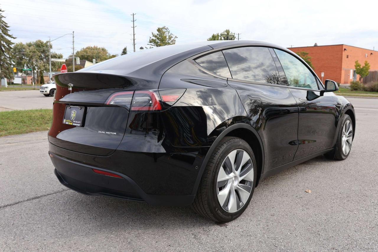2022 Tesla Model Y LONG RANGE-DUAL MOTOR-AWD/AUTOPILOT/DRIVER ASSIST/STANDARD CONNECTIVITY/HEATED SEATS & STEERING/DASHCAM/KEYLESS/PANOROOF Photo