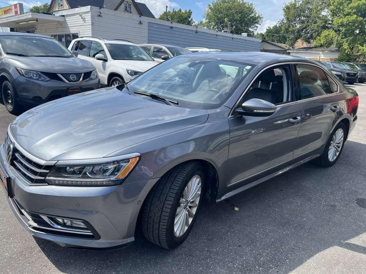 2017 Volkswagen Passat Confortline 1.8T 4dr Sedan Automatic Photo5