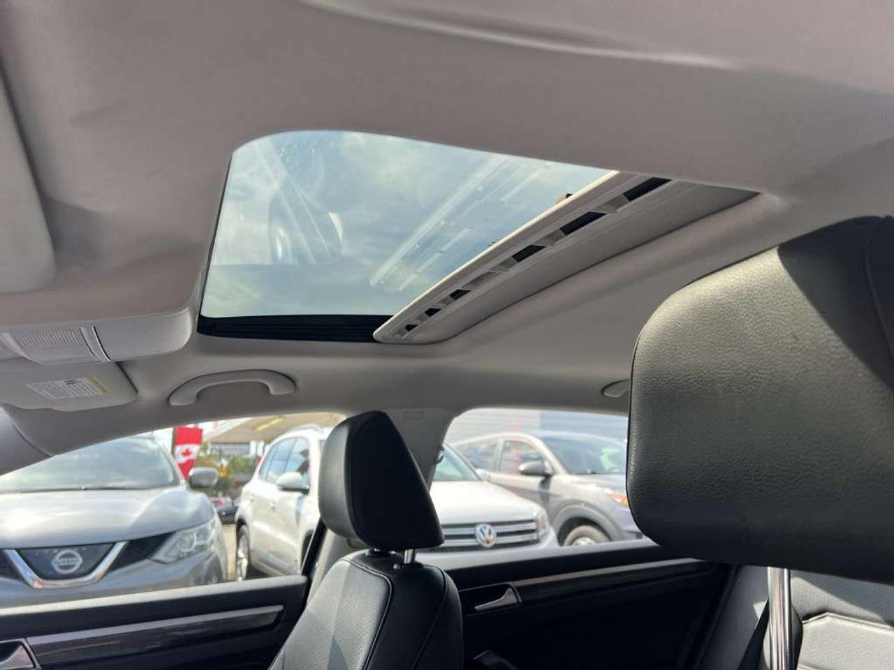 2017 Volkswagen Passat Confortline 1.8T 4dr Sedan Automatic Photo