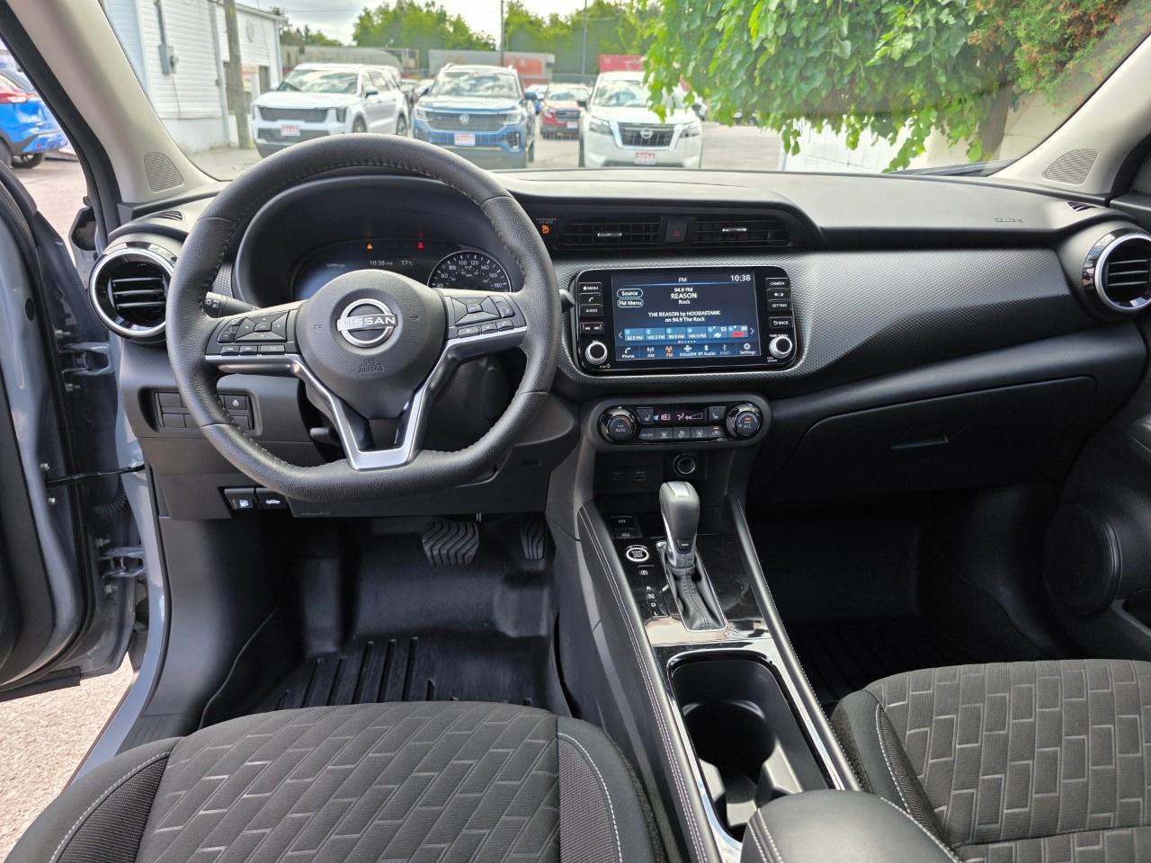2024 Nissan Kicks SV 4dr Front-Wheel Drive Photo