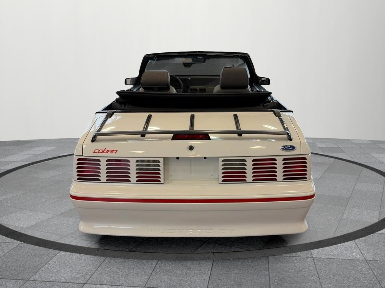 1988 Ford Mustang  Photo4