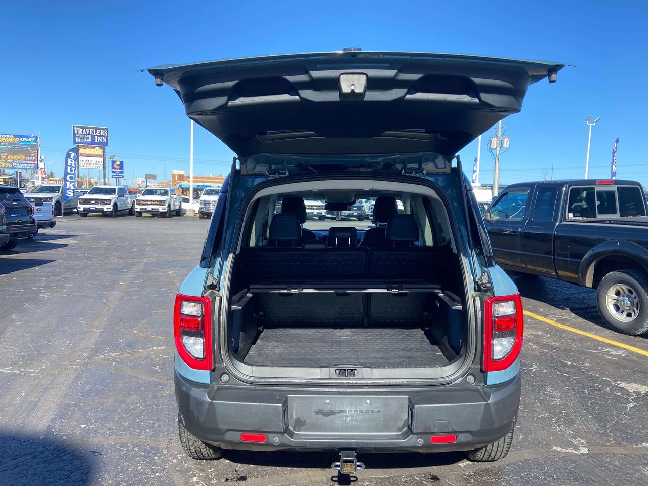 2022 Ford Bronco Sport OUTERBANKS 1.5L ADAPTIVE CRUISE TECH PKG MOONROOF Photo4