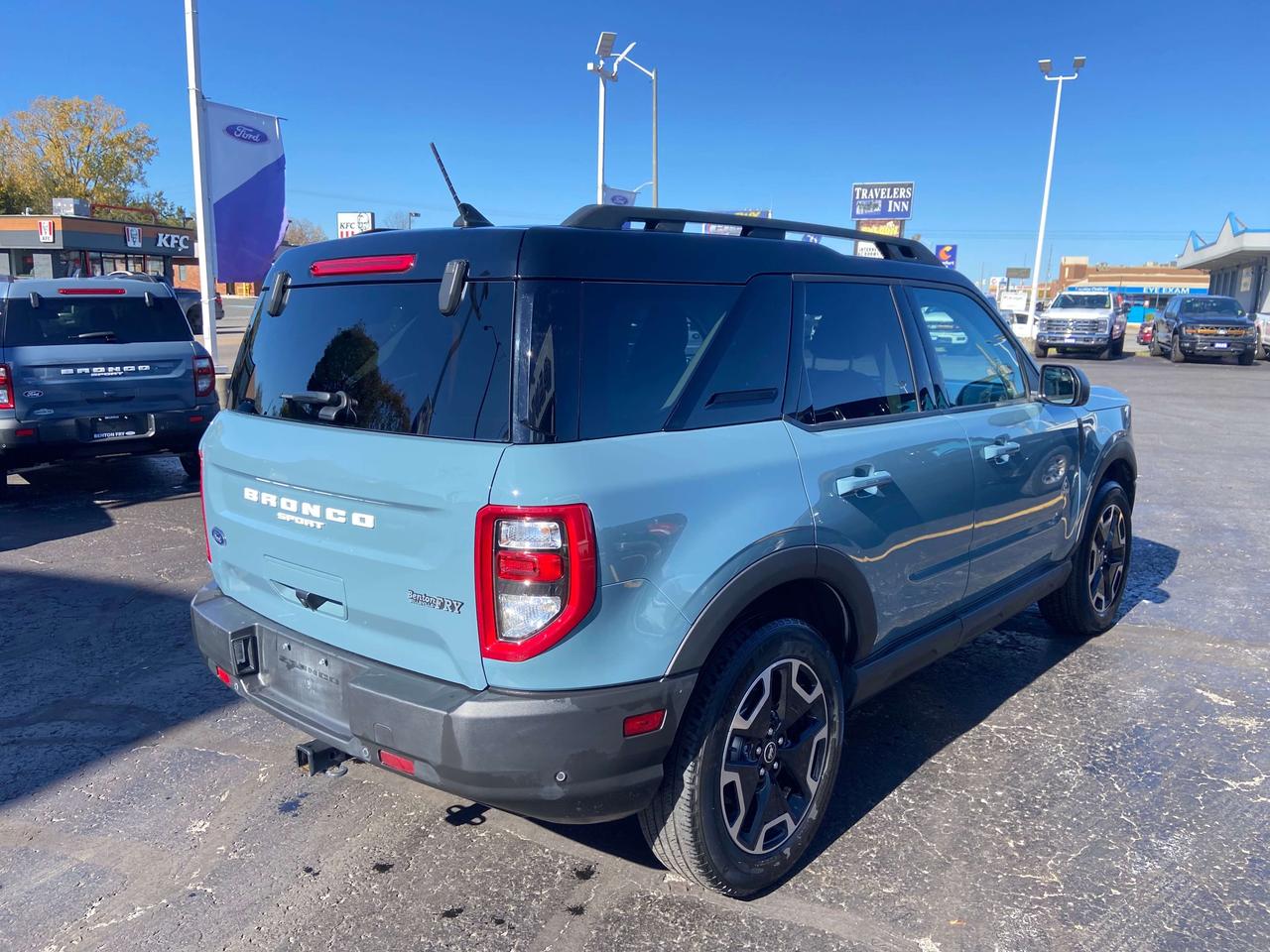 2022 Ford Bronco Sport OUTERBANKS 1.5L ADAPTIVE CRUISE TECH PKG MOONROOF Photo