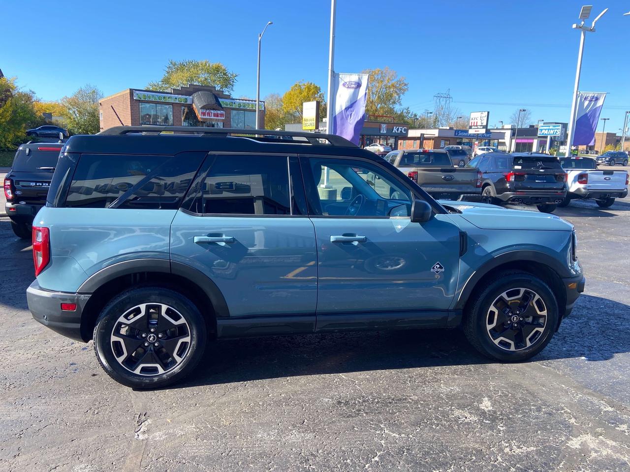 2022 Ford Bronco Sport OUTERBANKS 1.5L ADAPTIVE CRUISE TECH PKG MOONROOF Photo