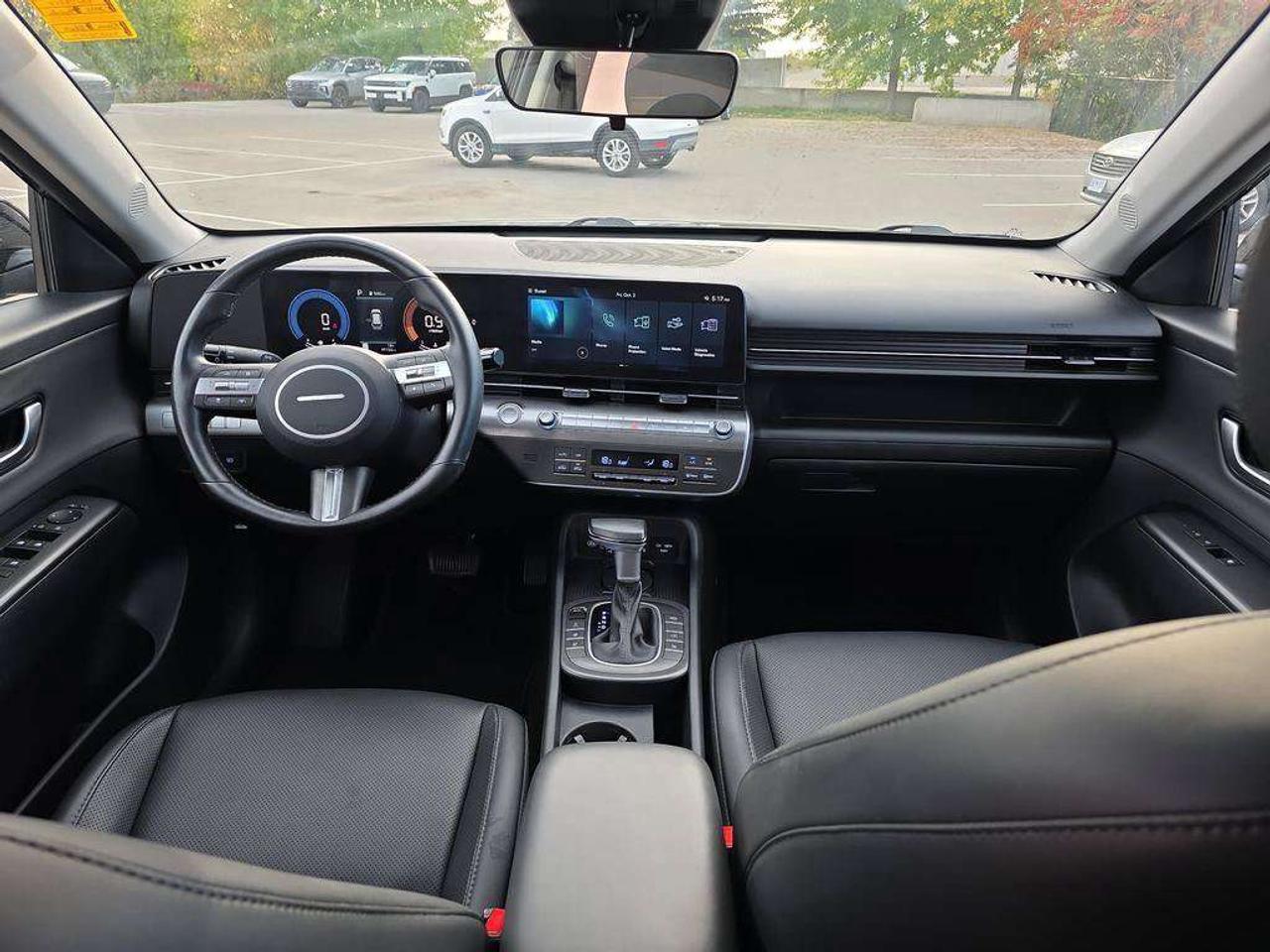 2025 Hyundai KONA Preferred Trend   NO ACCIDENTS LTHR S.ROOF 8.1L/100KM Photo