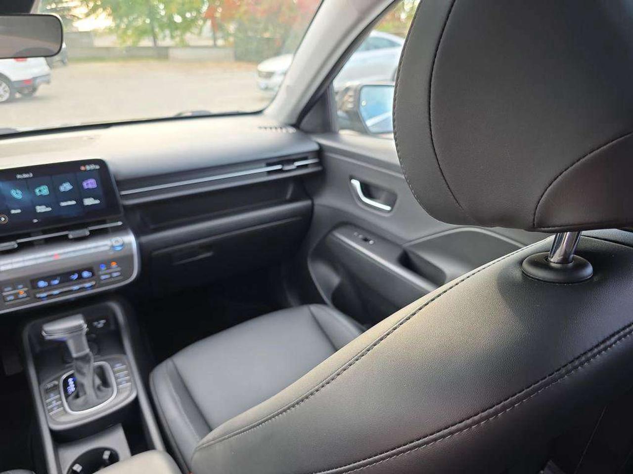 2025 Hyundai KONA Preferred Trend   NO ACCIDENTS LTHR S.ROOF 8.1L/100KM Photo