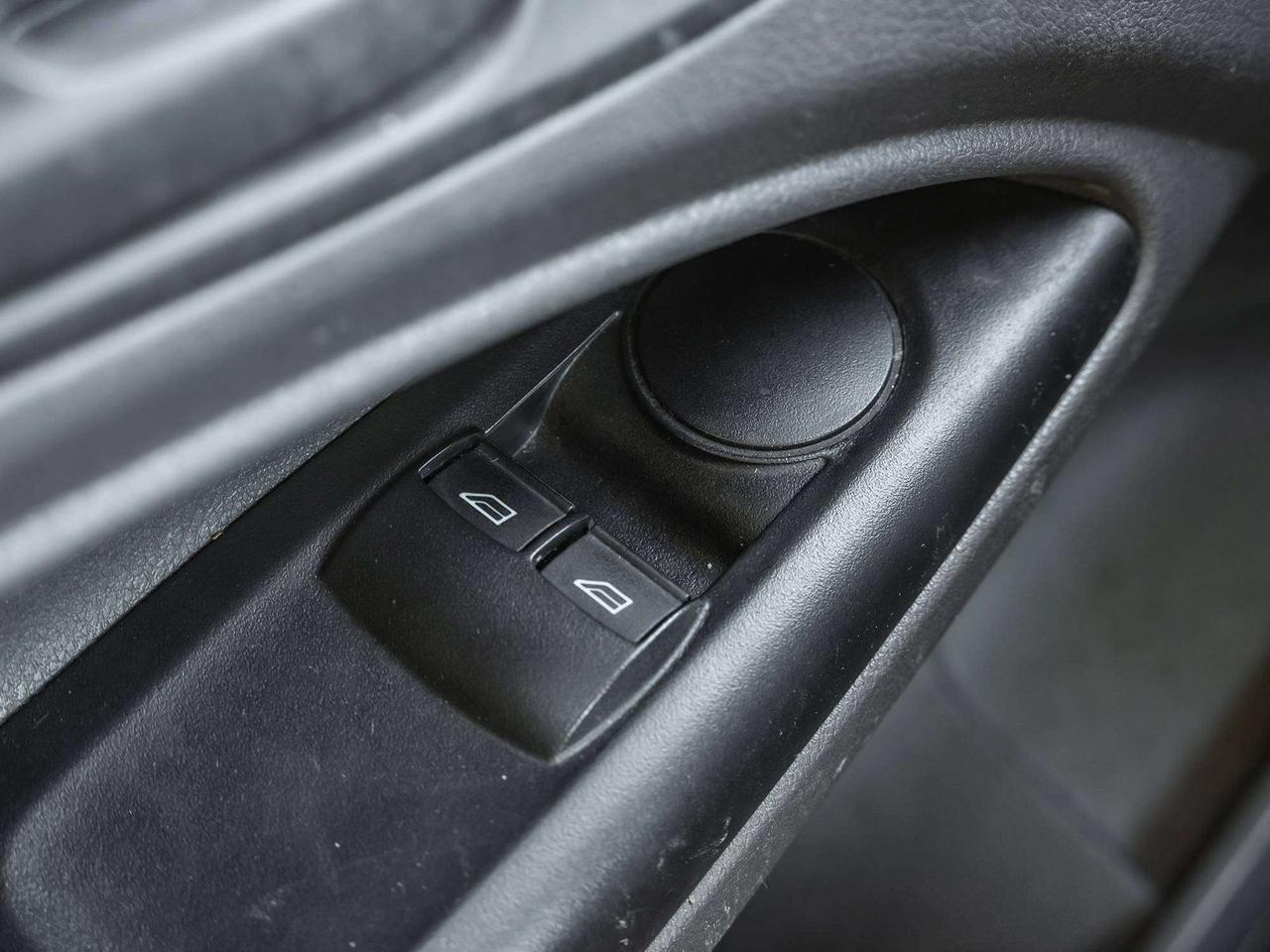 2020 Ford Transit Connect XL Photo