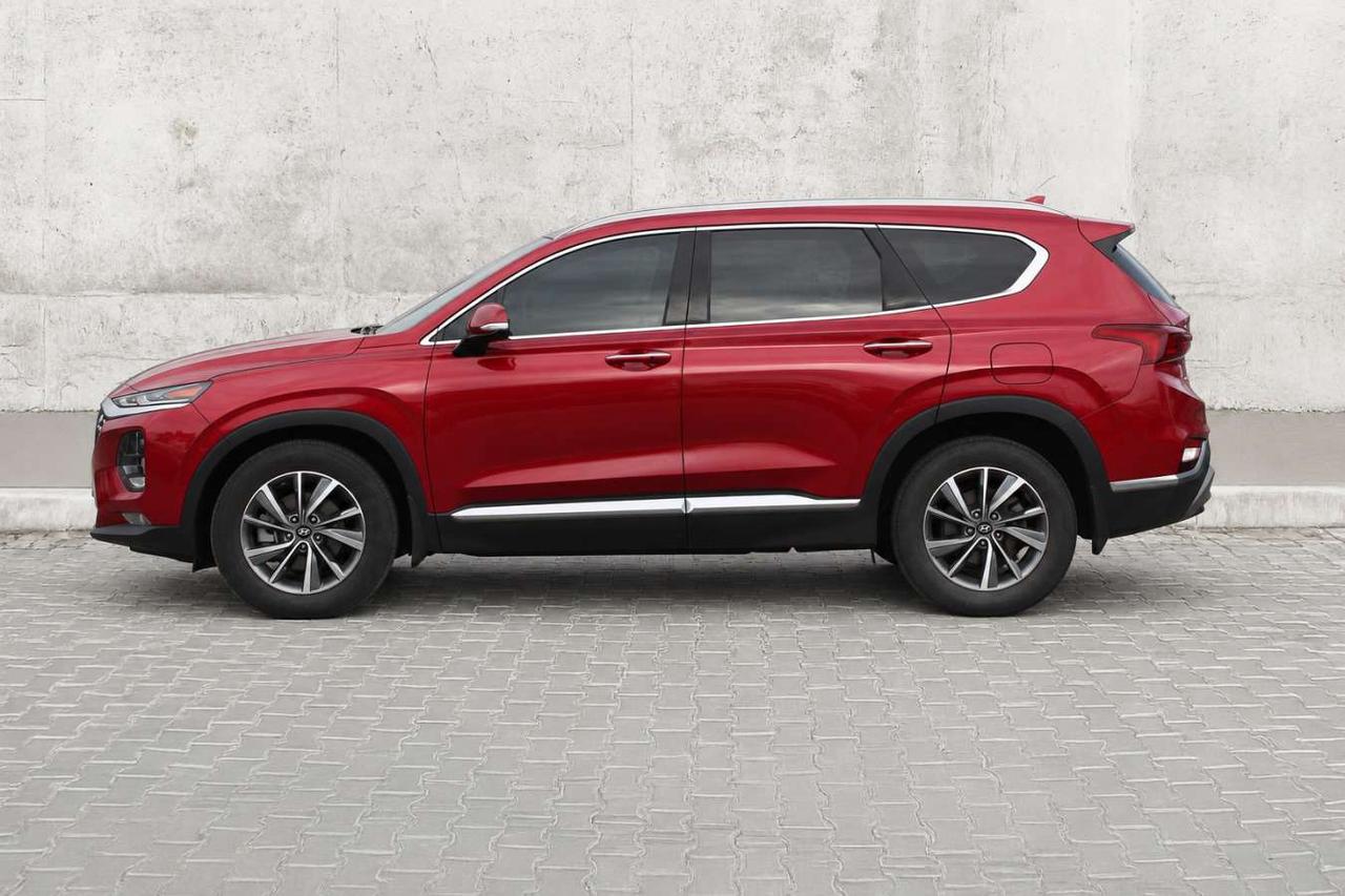2019 Hyundai Santa Fe Plus  SiriusXM Moonroof ReverseCamera HtdSeats Dri Photo2