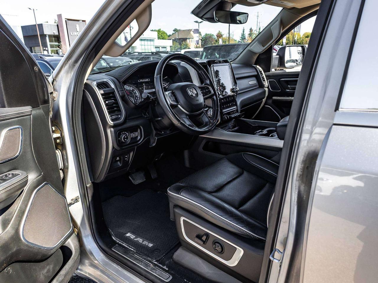 2019 RAM 1500 Laramie Photo
