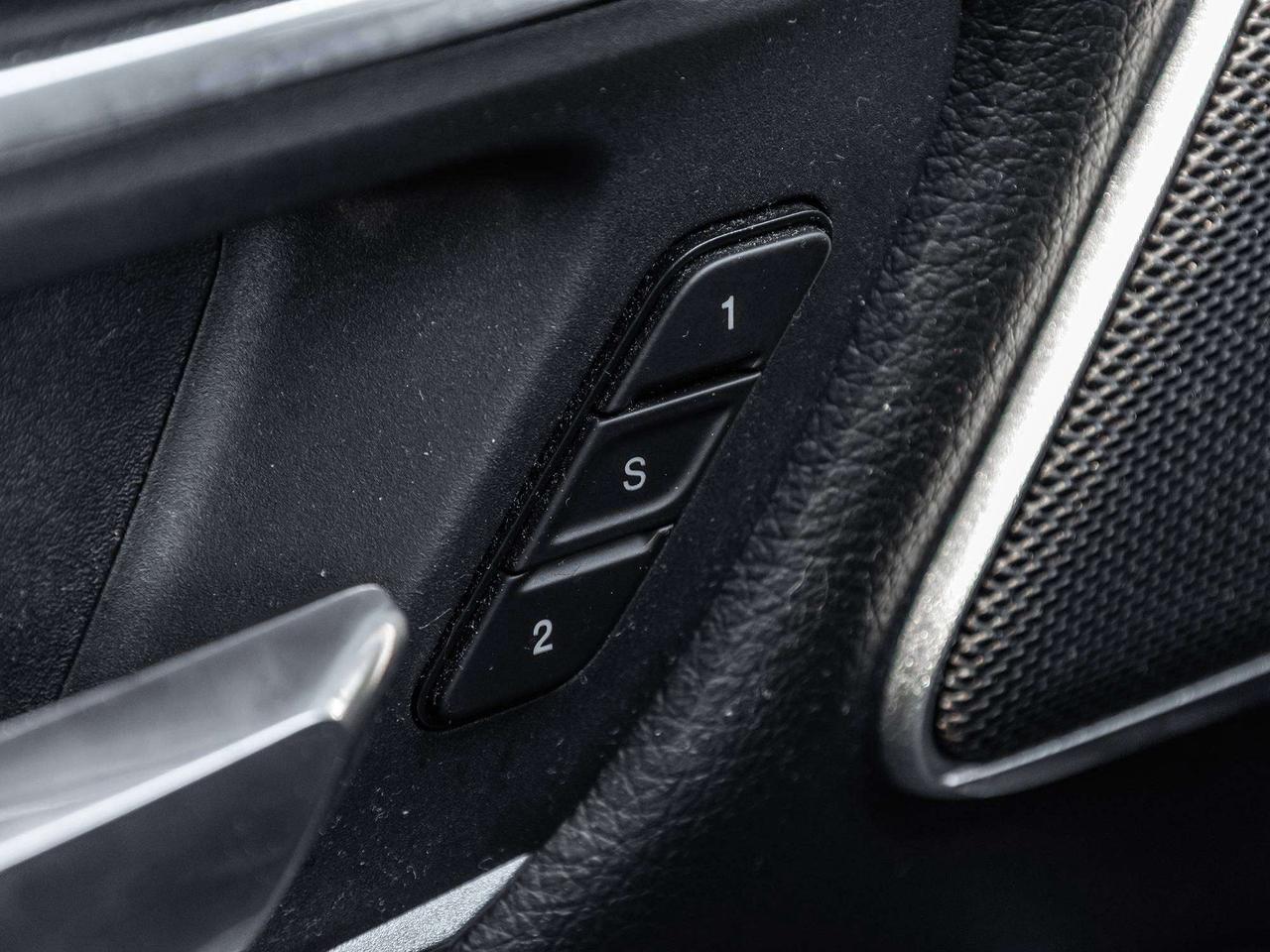 2019 RAM 1500 Laramie Photo