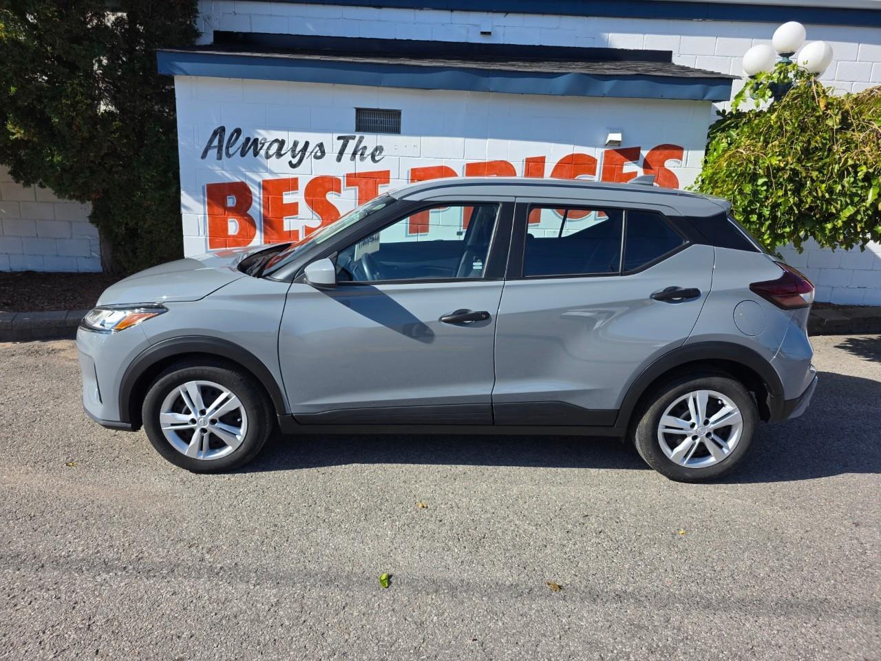 2024 Nissan Kicks S 4dr Front-Wheel Drive Photo4