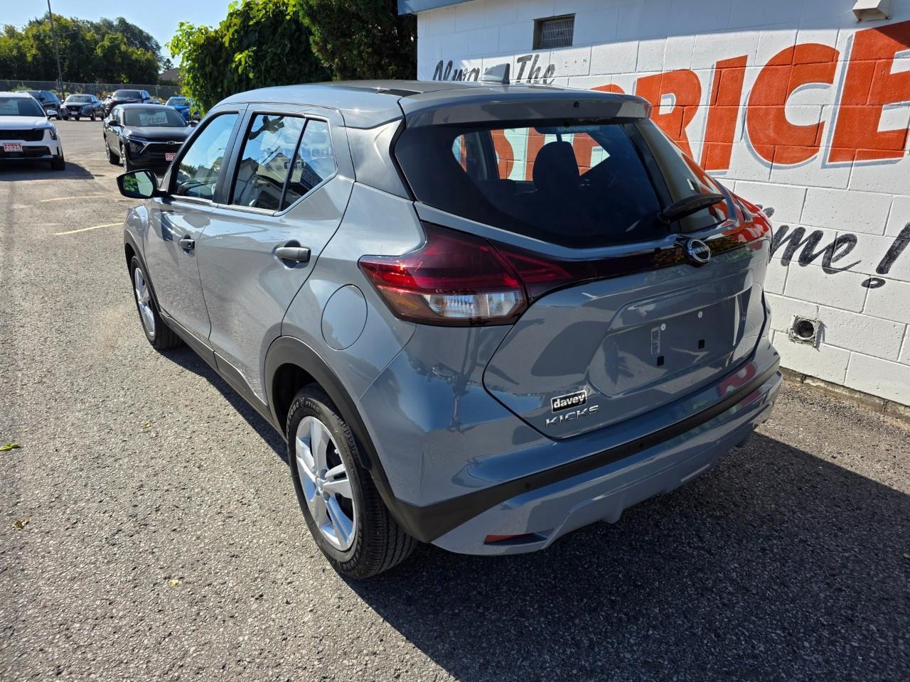2024 Nissan Kicks S 4dr Front-Wheel Drive Photo