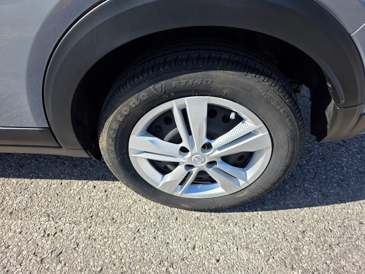 2024 Nissan Kicks S 4dr Front-Wheel Drive Photo