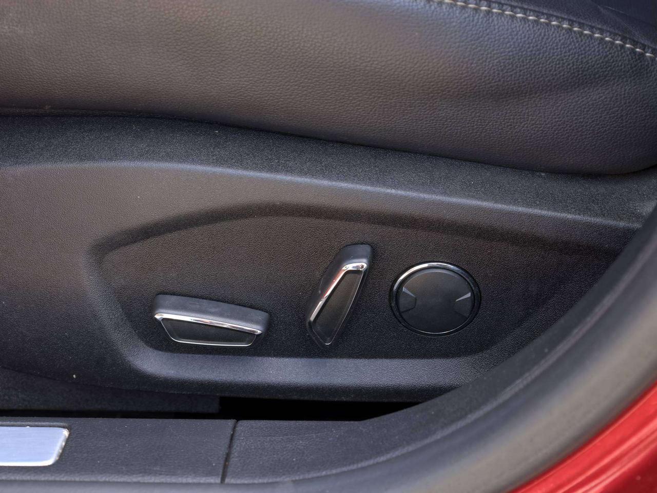 2017 Ford Fusion Titanium   Leather   Navigation   Pwr Seats Photo
