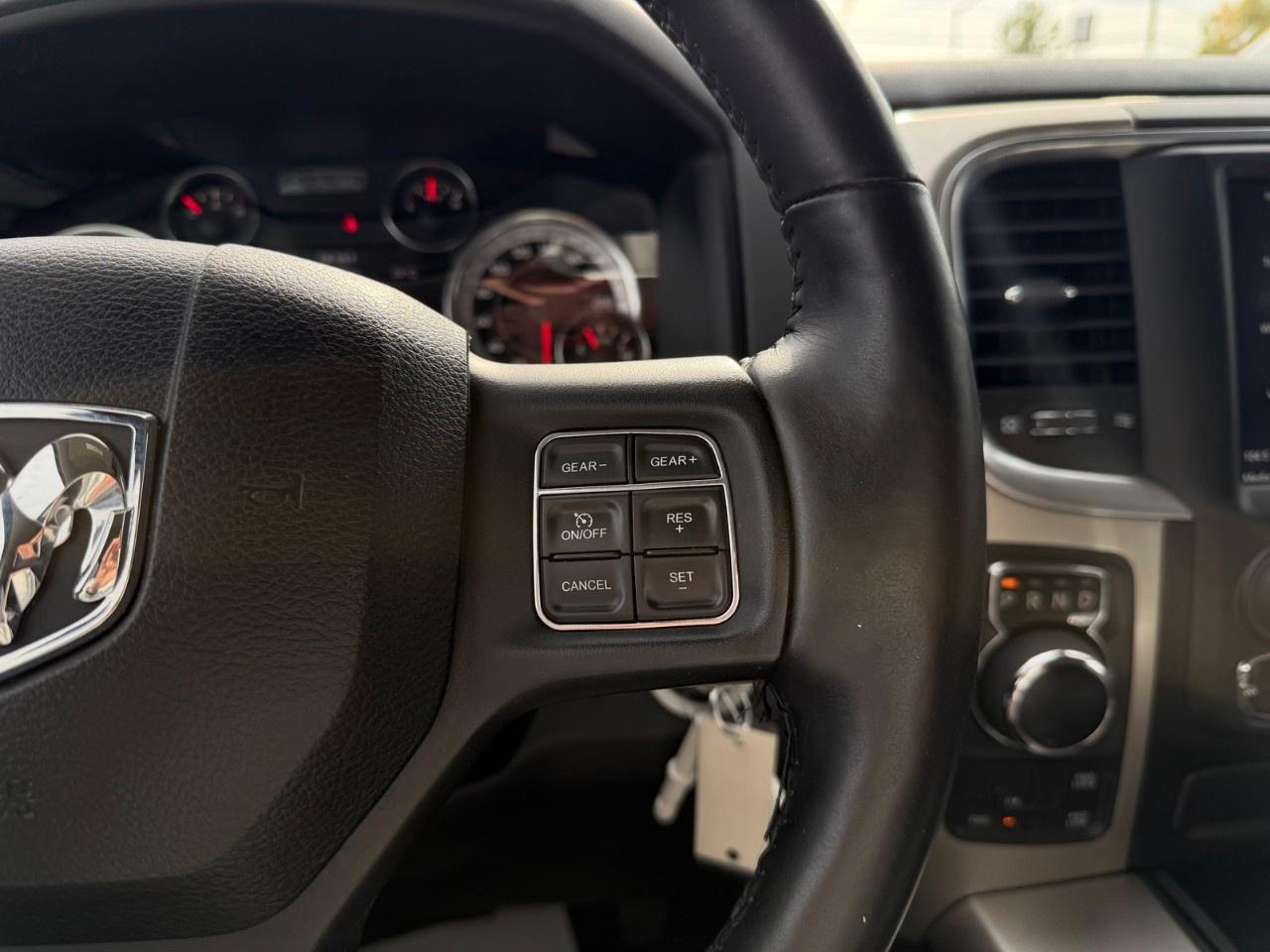 2018 RAM 1500 SLT 4x4 Crew Cab 5'7" Box Photo