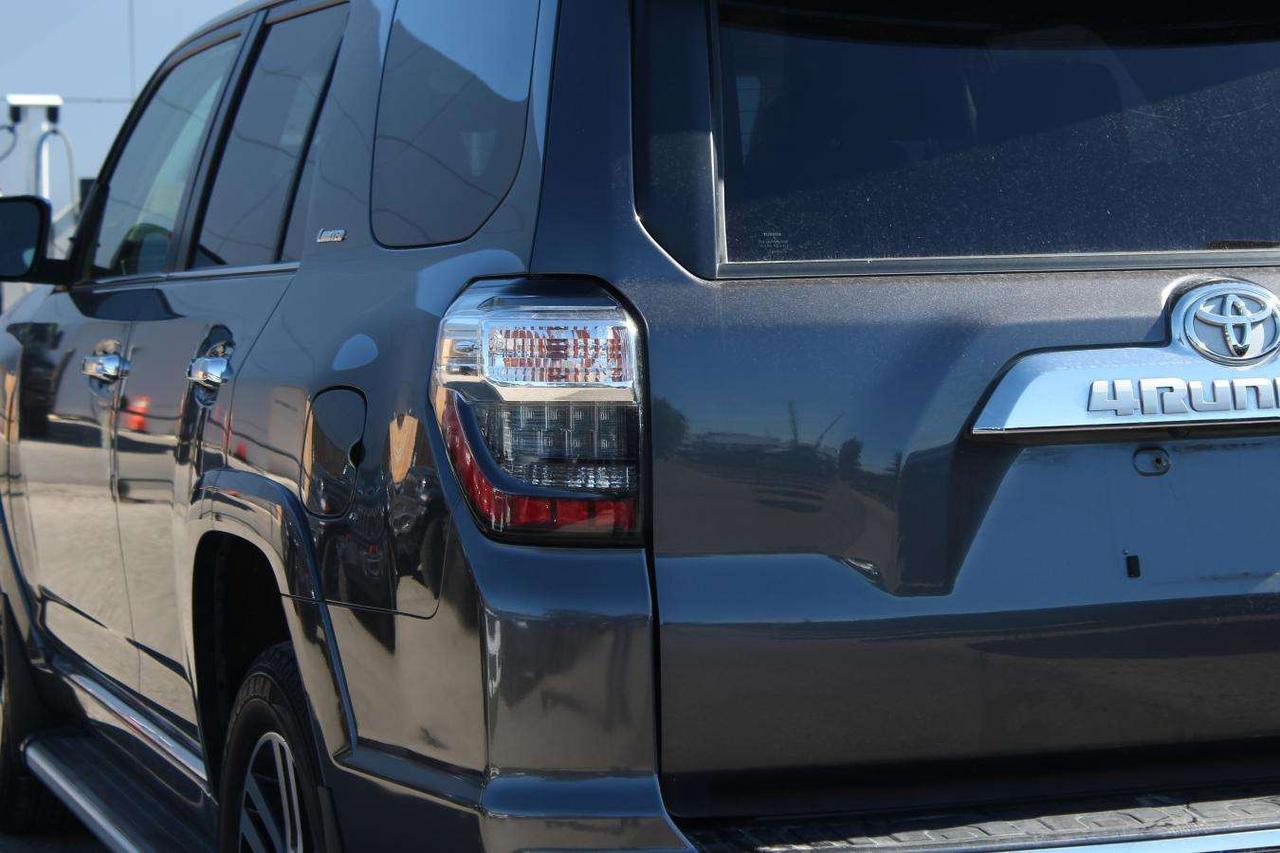 2021 Toyota 4Runner Limited  Gps SiriusXM Sunroof ReverseCamera SideSt Photo