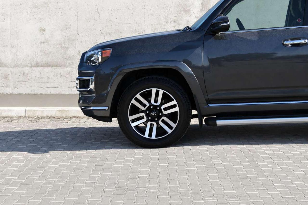 2021 Toyota 4Runner Limited  Gps SiriusXM Sunroof ReverseCamera SideSt Photo
