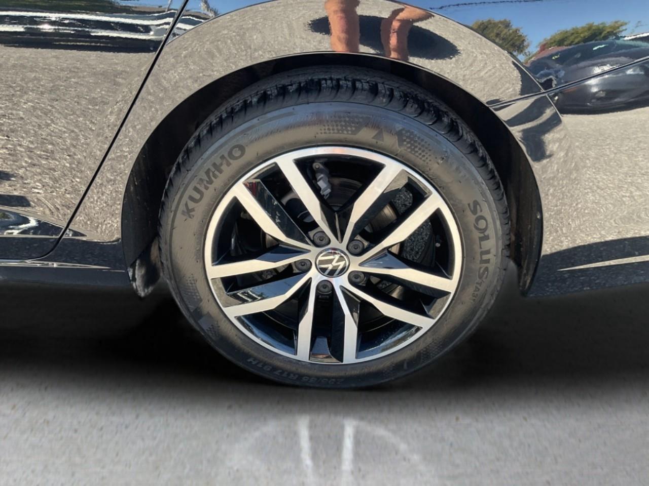 2022 Volkswagen Jetta Comfortline (A8) 4dr Sedan Photo