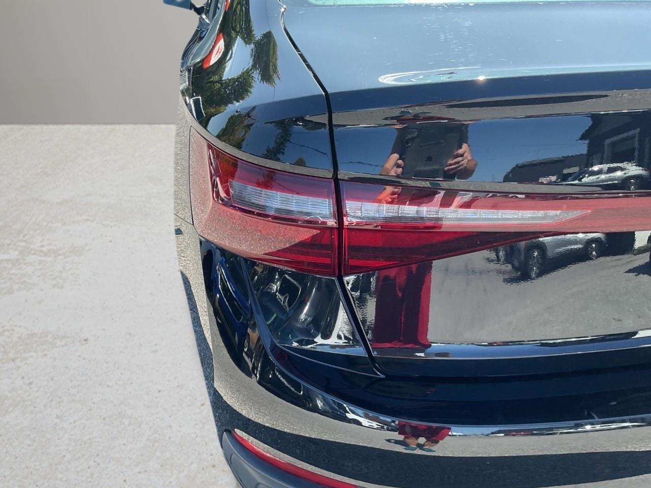 2022 Volkswagen Jetta Comfortline (A8) 4dr Sedan Photo