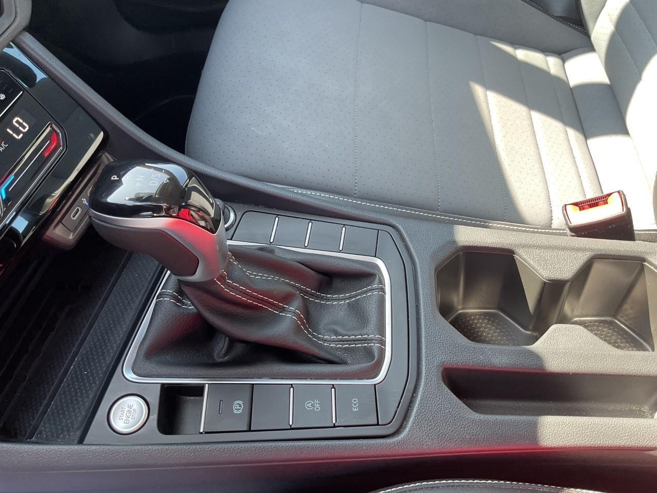 2022 Volkswagen Jetta Comfortline (A8) 4dr Sedan Photo