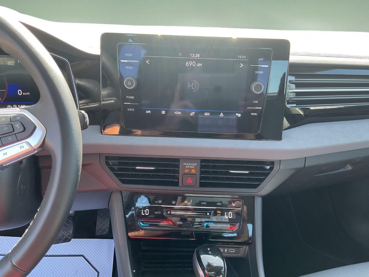 2022 Volkswagen Jetta Comfortline (A8) 4dr Sedan Photo