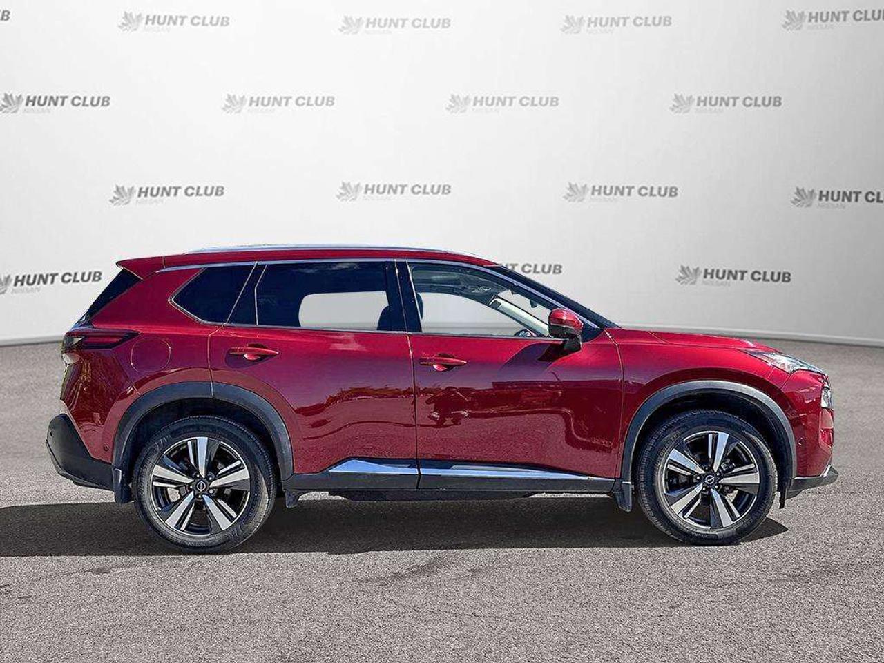 2022 Nissan Rogue SL AWD   Moonroof   Leather   Apple Car Play Photo
